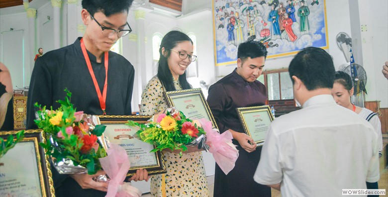 Volunteers Received Award of Appreciation from the Program2